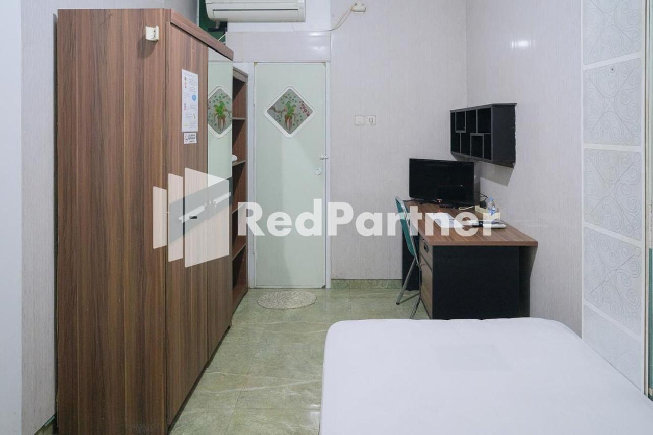 Pondok Hijau Syariah Mitra Reddoorz At Citraland Surabaya Luaran gambar